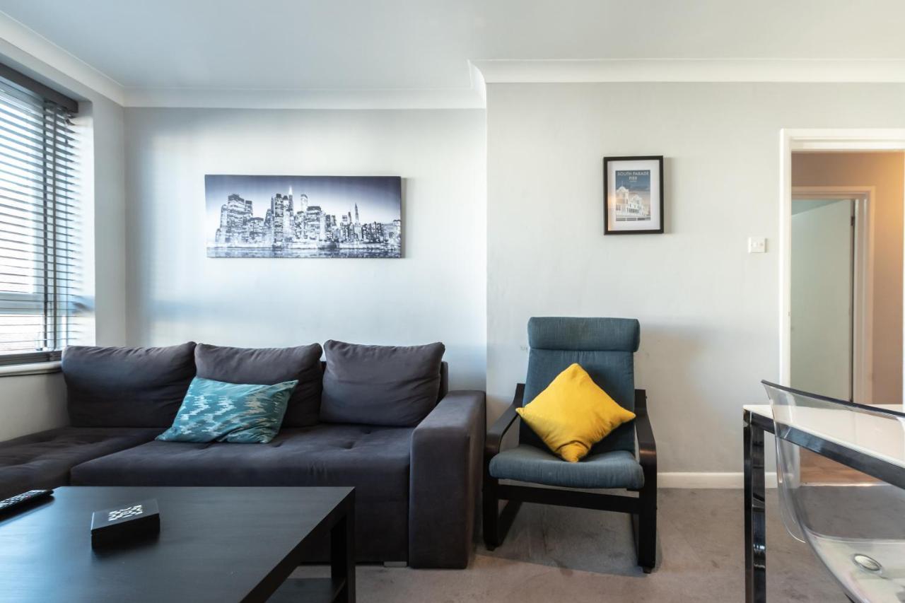 Center Comfort: Quad With Free Parking And Wi-fi Apartment