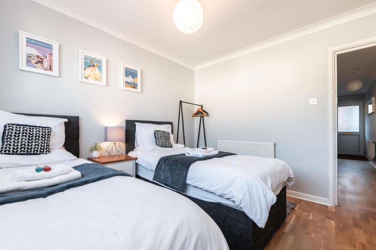 Center Comfort: Quad With Free Parking And Wi-fi Apartment