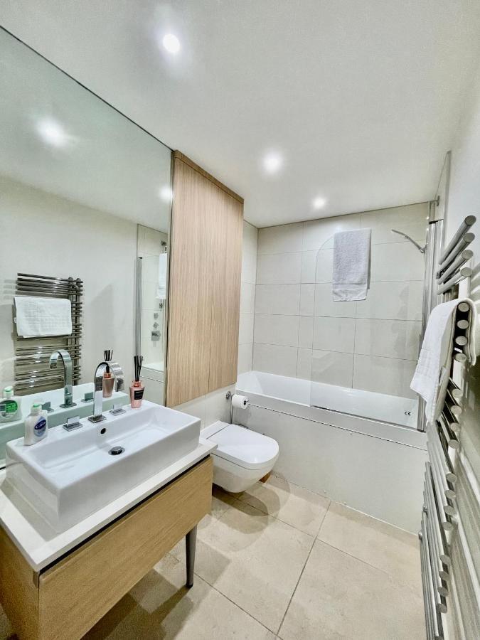 Apartment Gunwharf Quays Harbour
