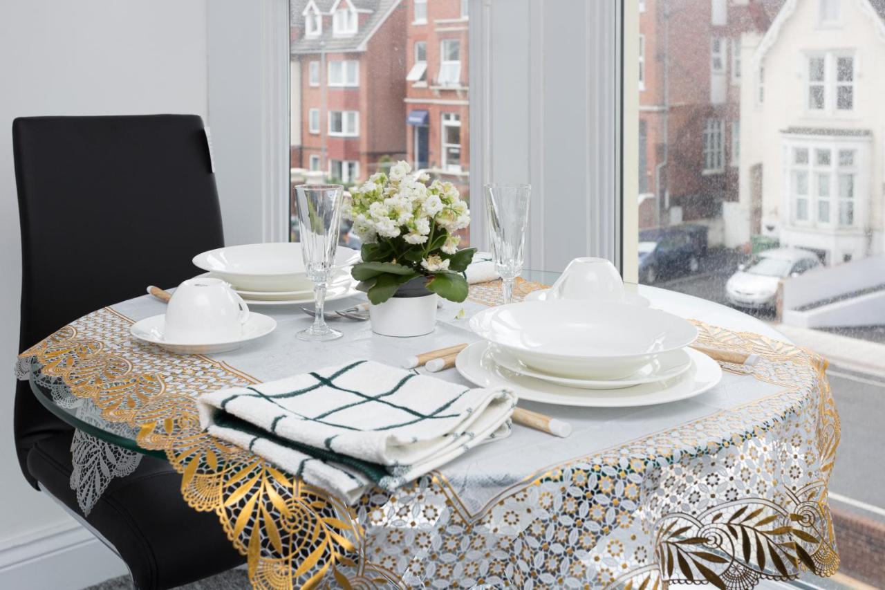 Granada Luxury Apartments: Beachside Flats With Parking Portsmouth