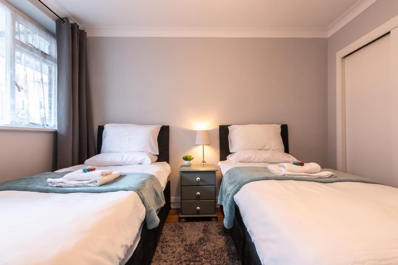 Center Comfort: Quad With Free Parking And Wi-fi * Portsmouth