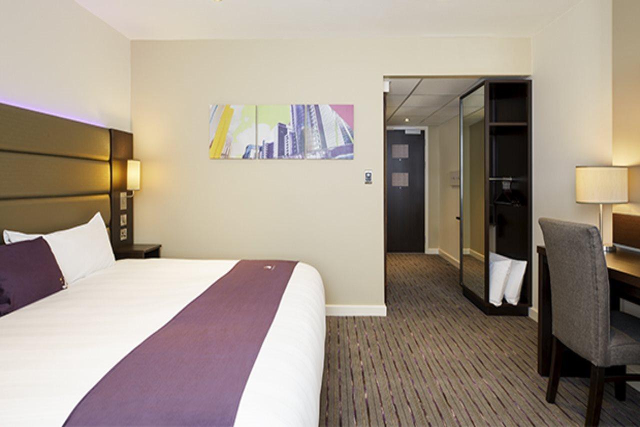 Premier Centre Hotel