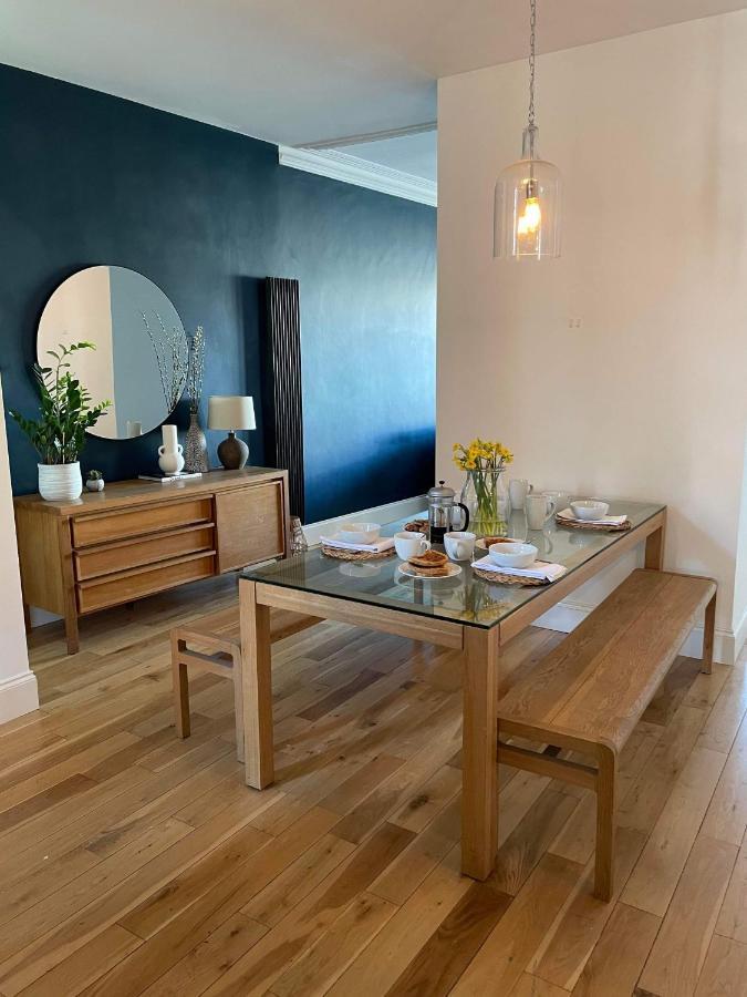 The Clock Tower Apartment: Modern 2-bed With Free Parking In Southsea Apartment