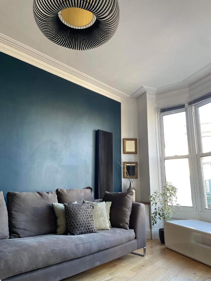The Clock Tower Apartment: Modern 2-bed With Free Parking In Southsea Portsmouth