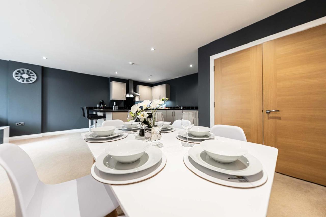 Apartment Grade 2 Listed Converted Church, Within 750yrds To Southsea