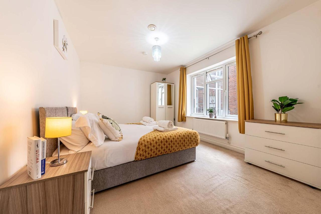 Grade 2 Listed Converted Church, Within 750yrds To Southsea * Portsmouth