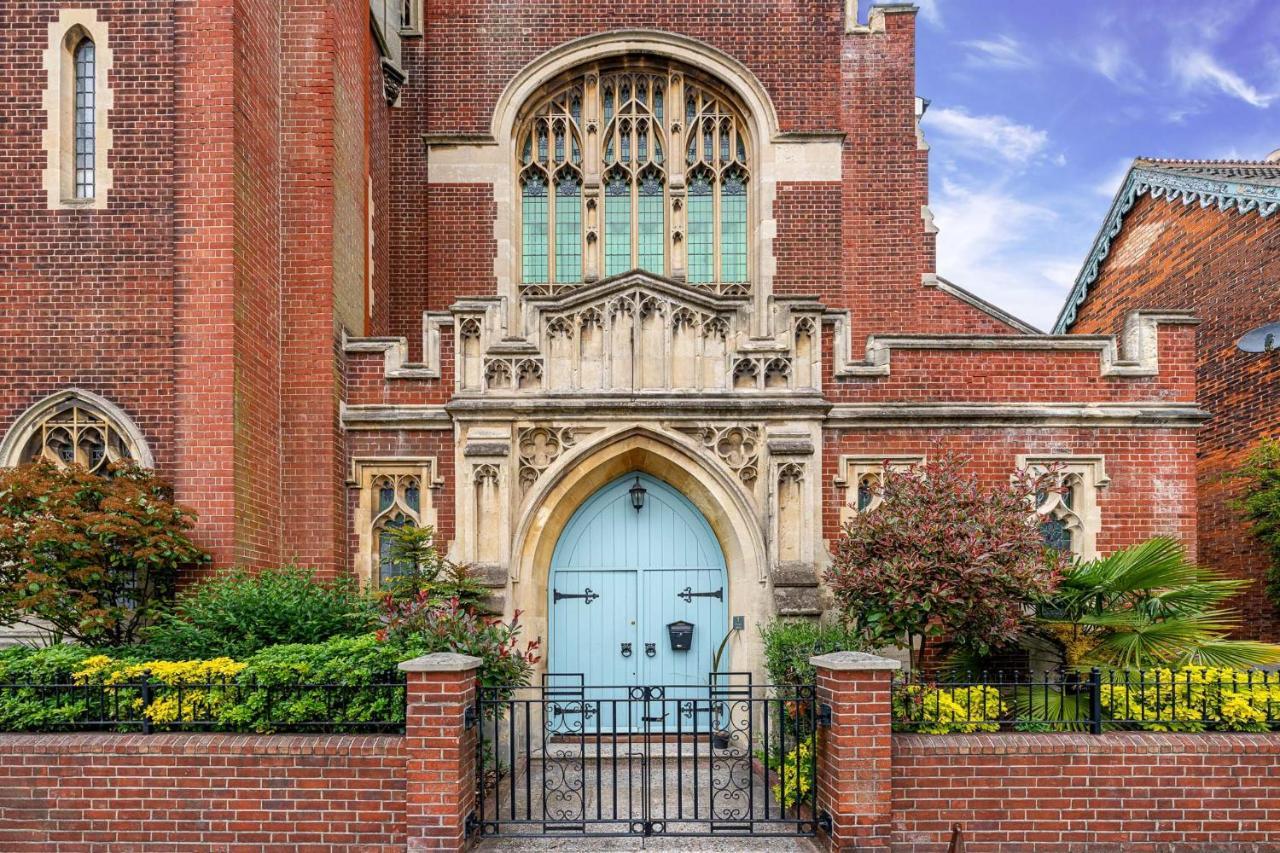 Grade 2 Listed Converted Church, Within 750yrds To Southsea Portsmouth