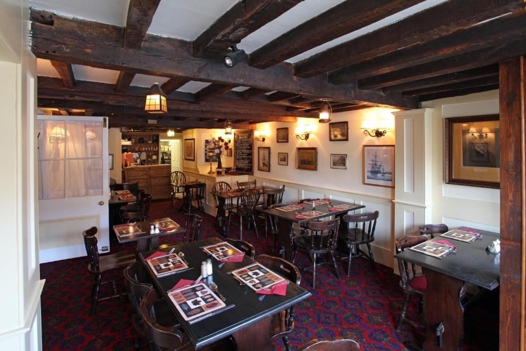 The George Inn