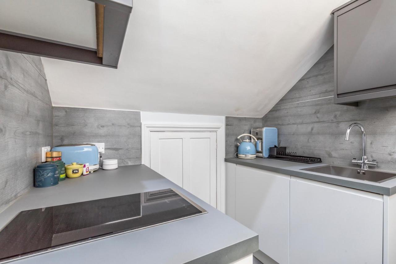 Apartment Ashbys Deluxe With Included Portsmouth