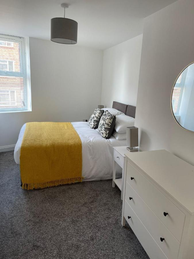 Brand New Montrouge - Perfect Location!! * Portsmouth