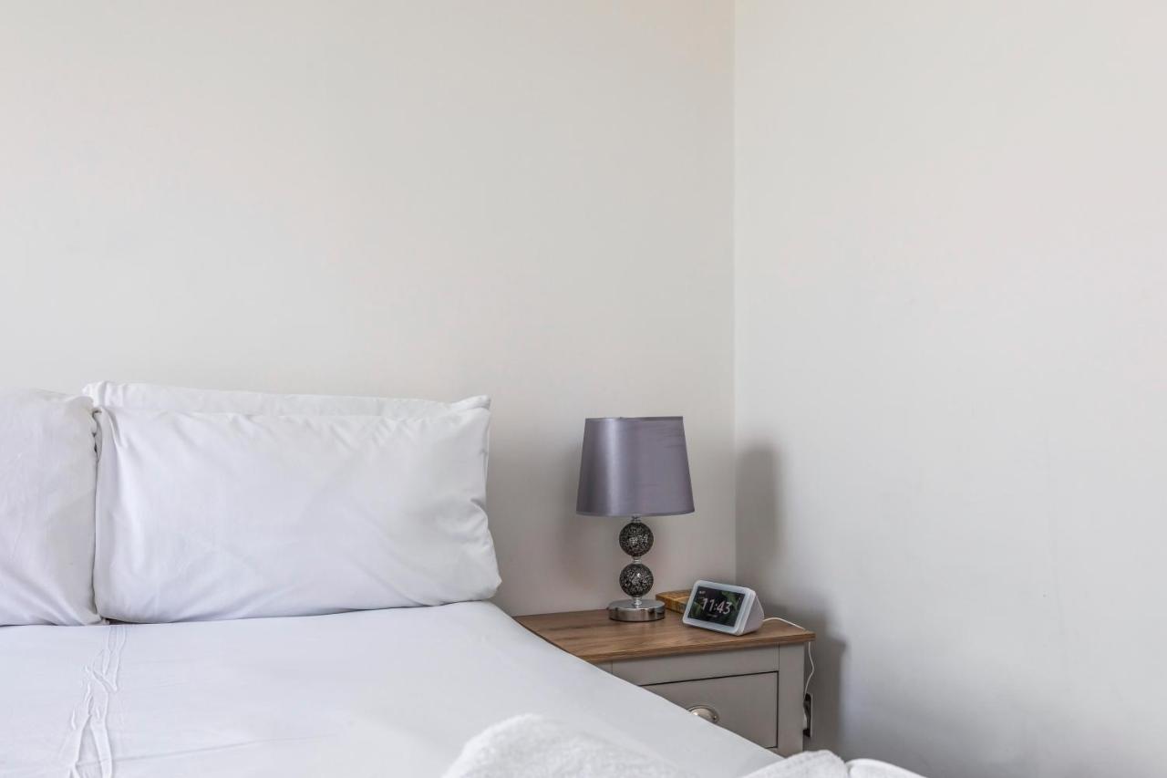 Seafront 2 Bedroom *