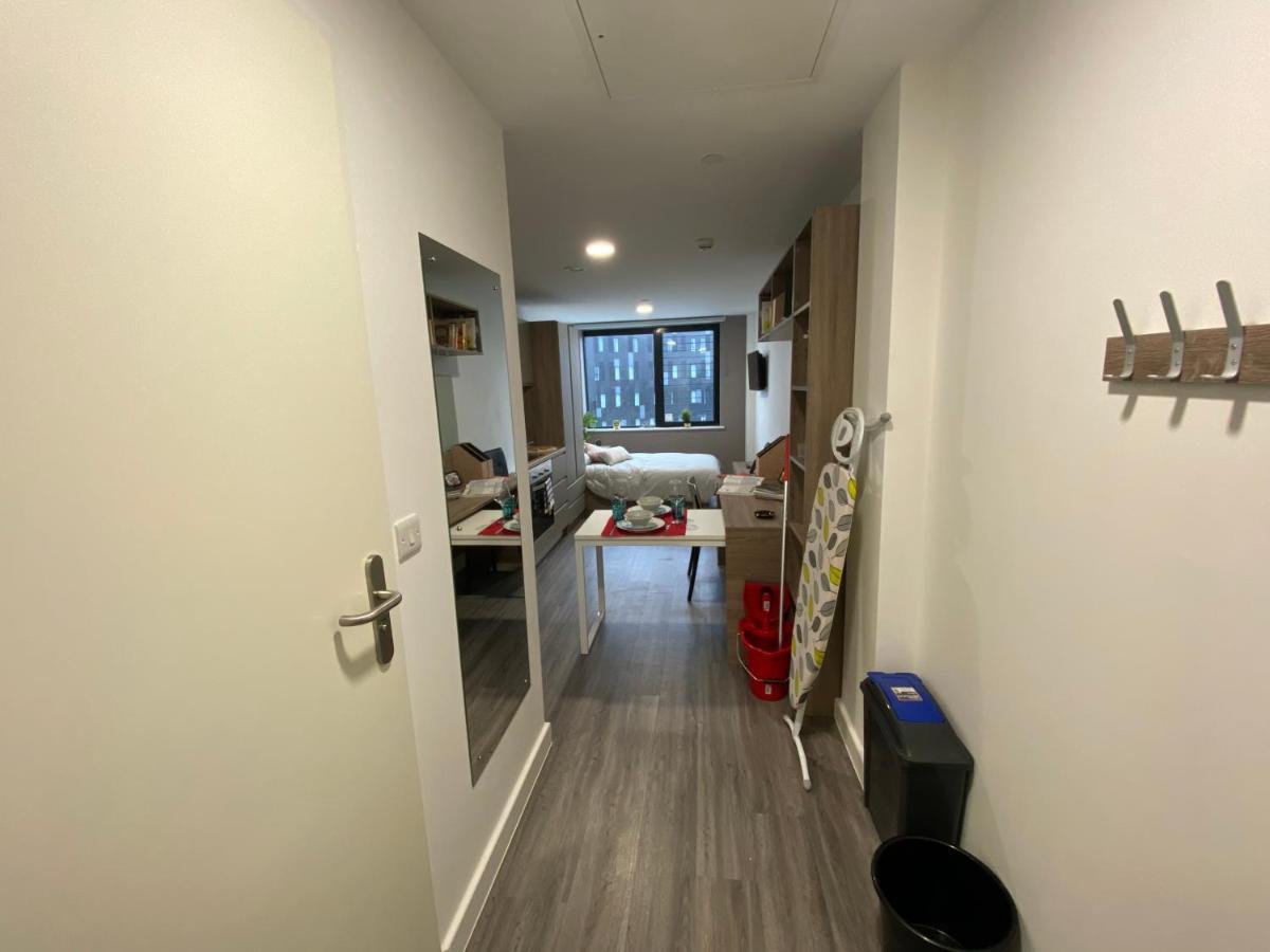 Stylish Ensuite Rooms & Studios, Portsmouth - Sk * Portsmouth