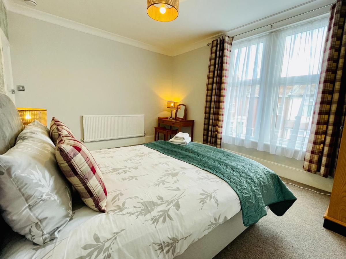 Clive Crest House Holiday home Portsmouth