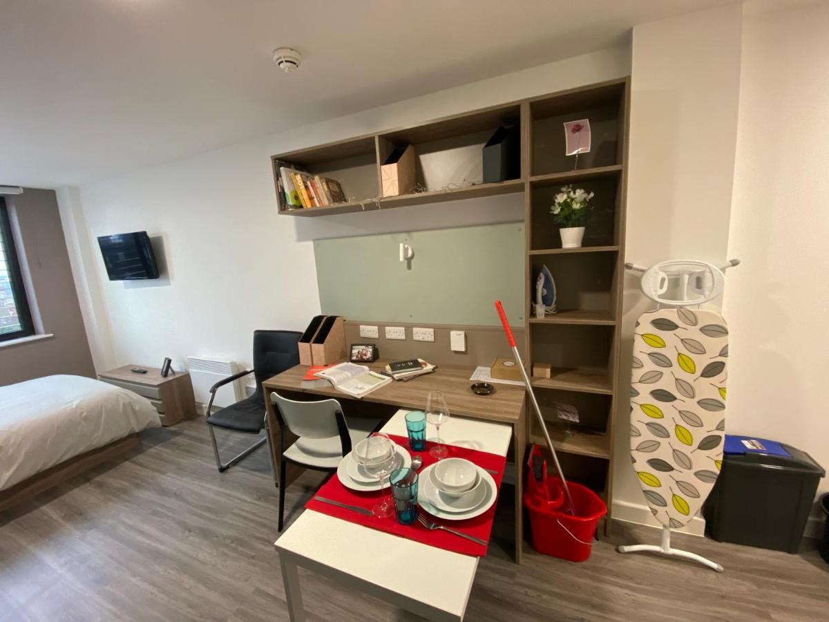 Apartment Stylish Ensuite Rooms & Studios, Portsmouth - Sk