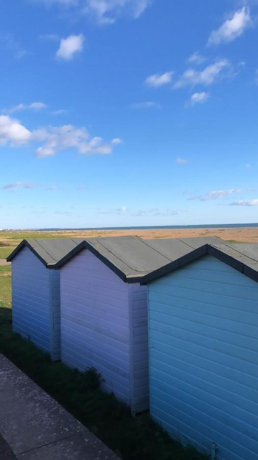 Bright 2 Bedroom In Southsea. 8 Min Walk To Seafront * Portsmouth