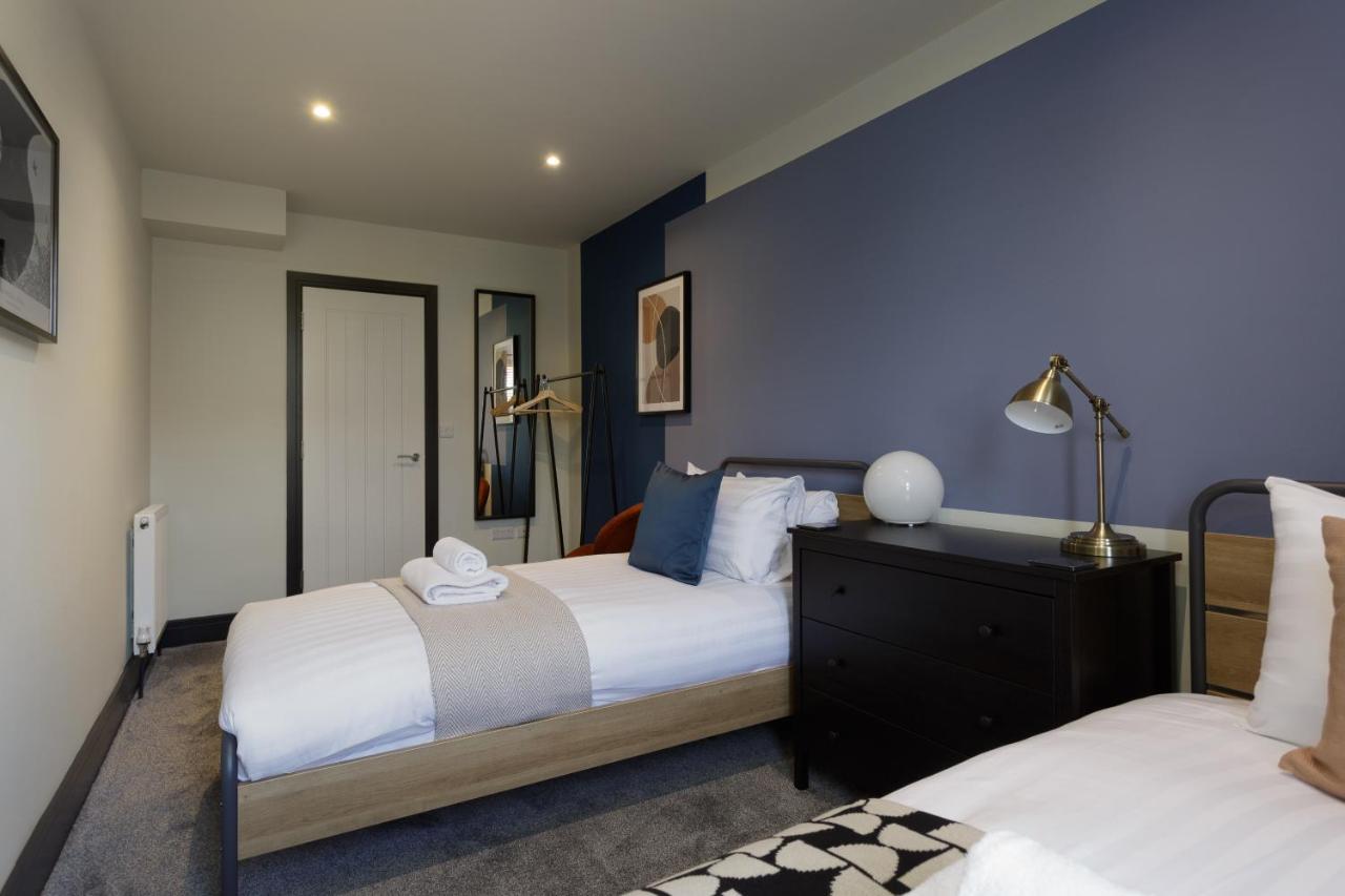 Beatrice Manor - Luxury 4 Bedroom House In Southsea, *