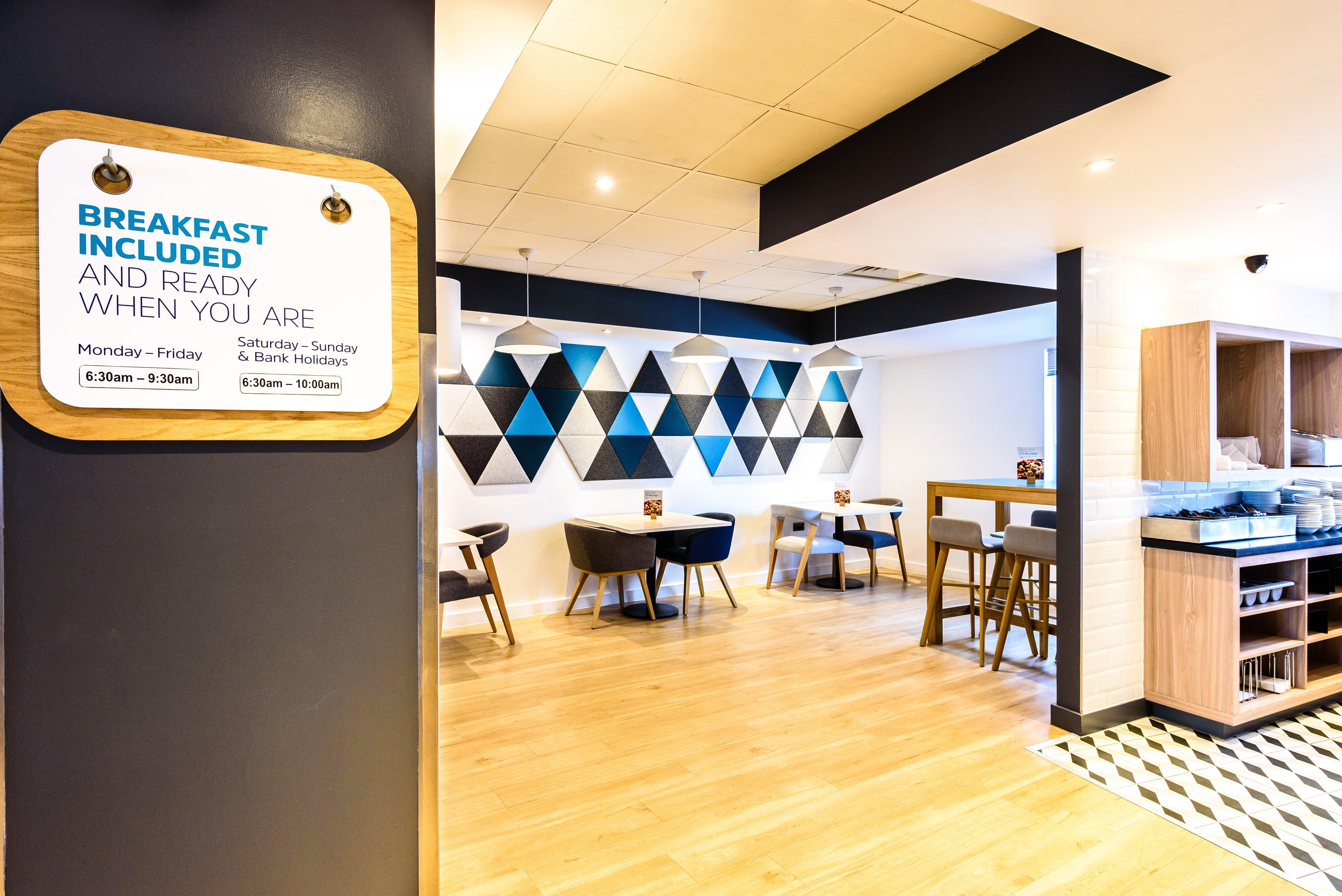 Express Gunwharf Quays By Ihg 3*