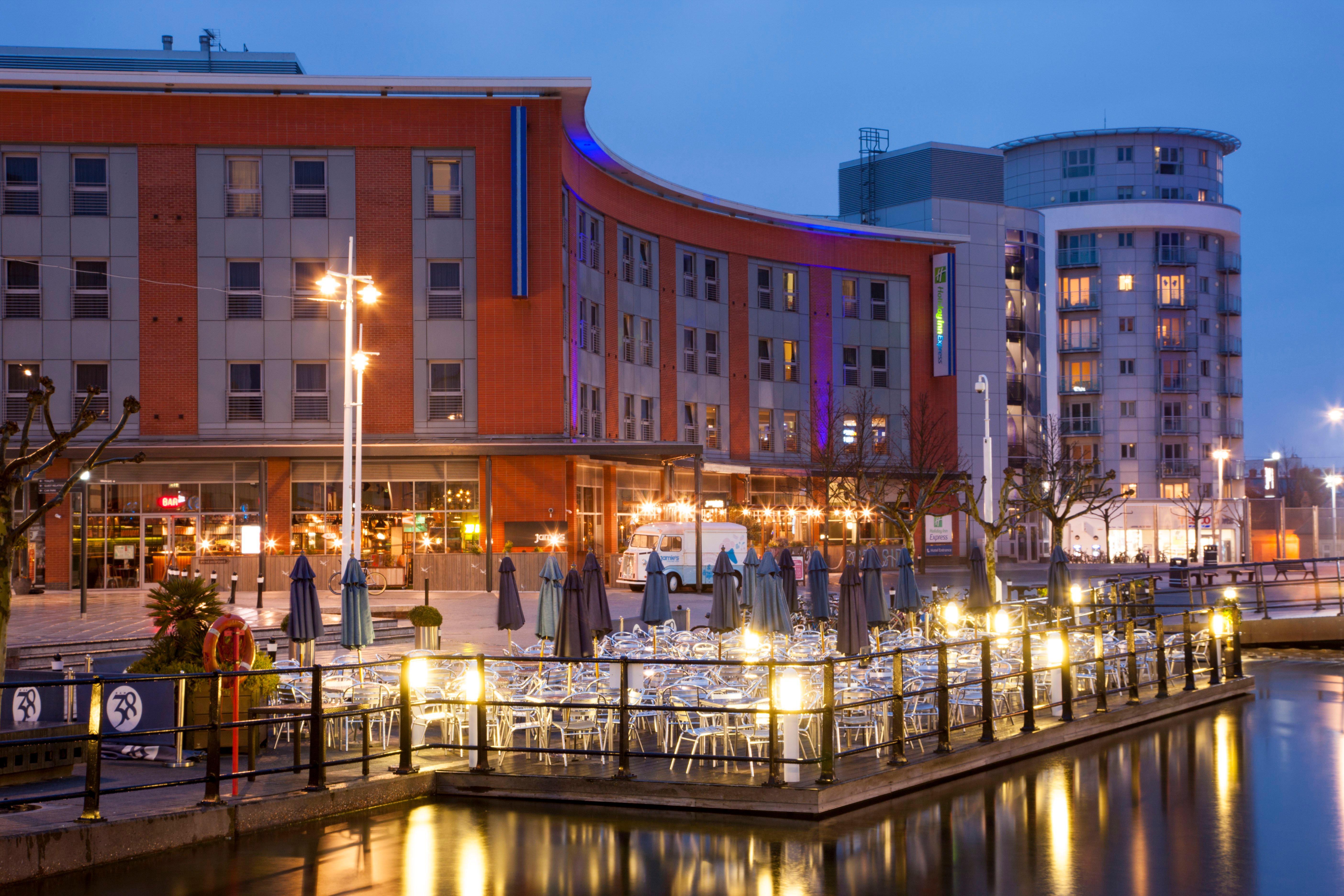 Hotel Express Gunwharf Quays By Ihg Portsmouth