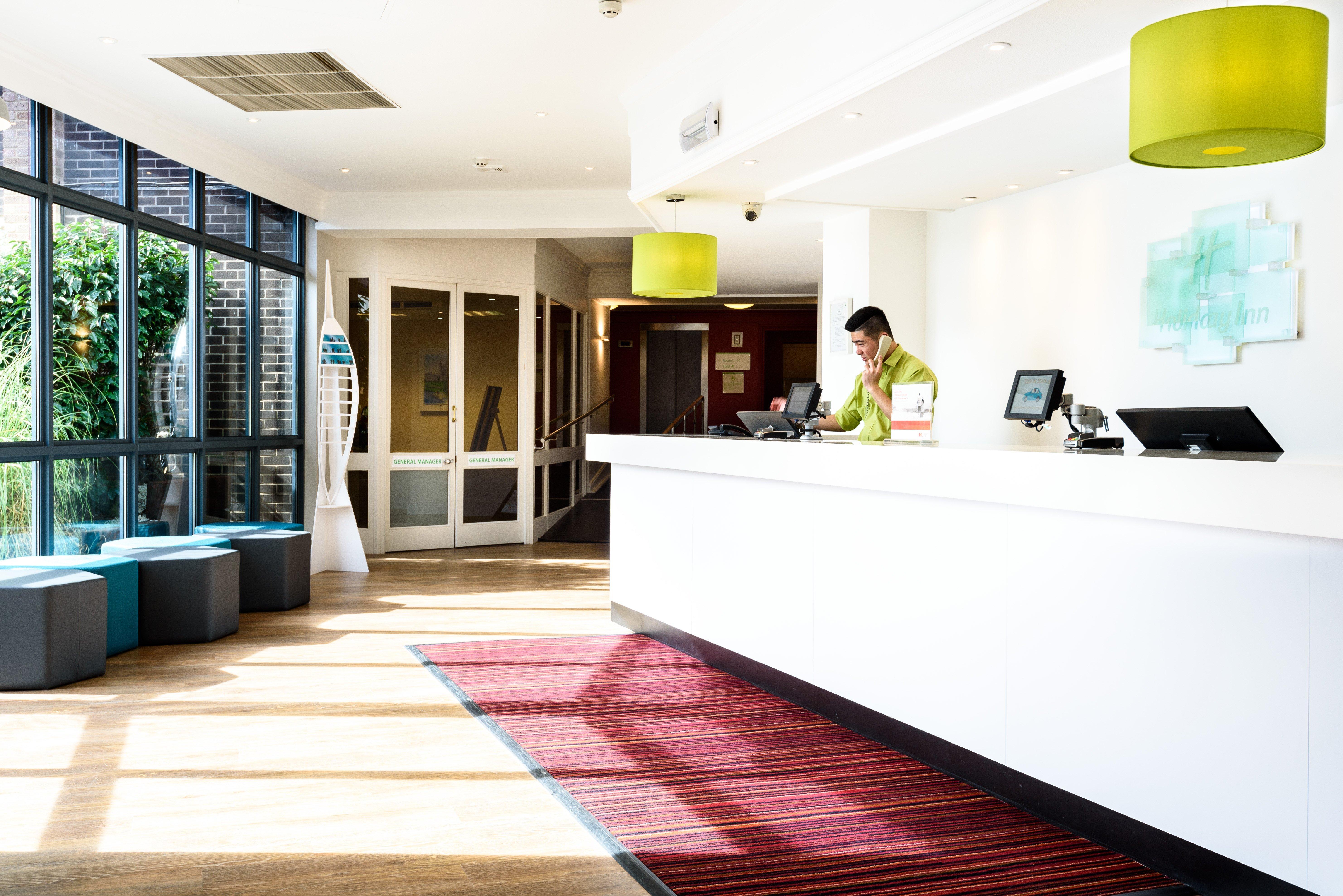 Hotel By Ihg