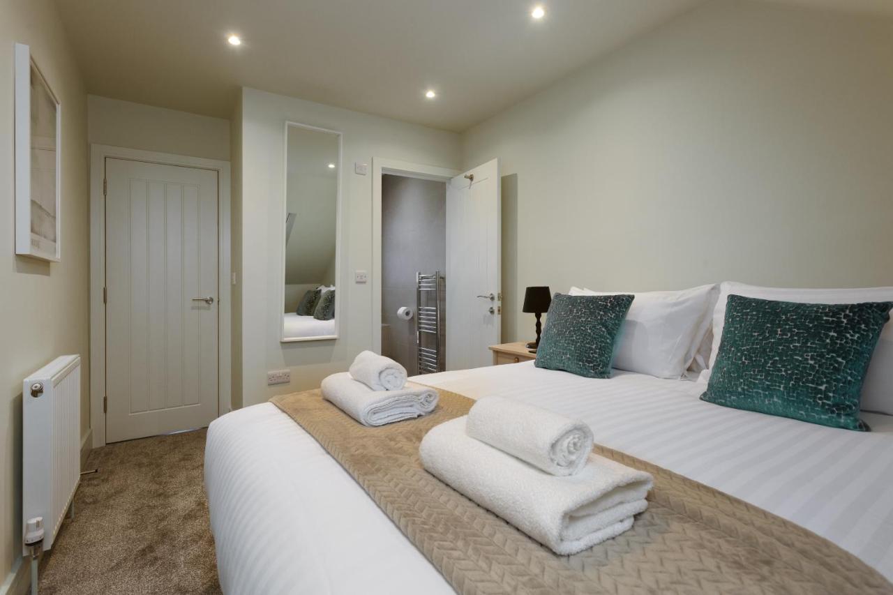 Beatrice Manor - Luxury 4 Bedroom House In Southsea, Portsmouth