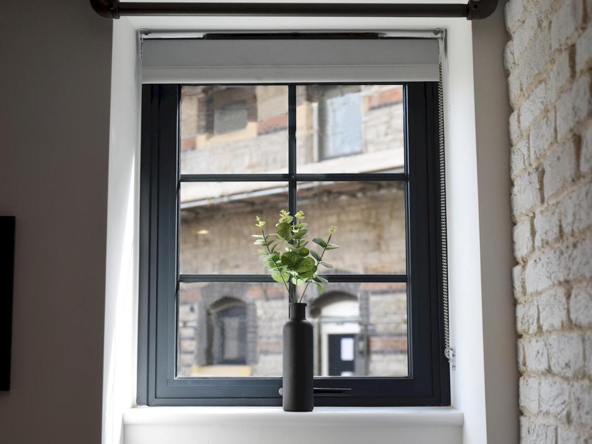Pass The Keys Prison Conversion Brand New 2 Bathrooms And Parking *
