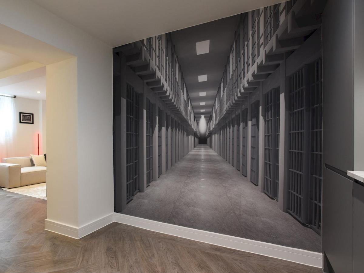 Pass The Keys Prison Conversion Brand New 2 Bathrooms And Parking Apartment Portsmouth