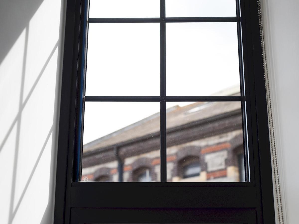 Pass The Keys Prison Conversion Brand New 2 Bathrooms And Parking *