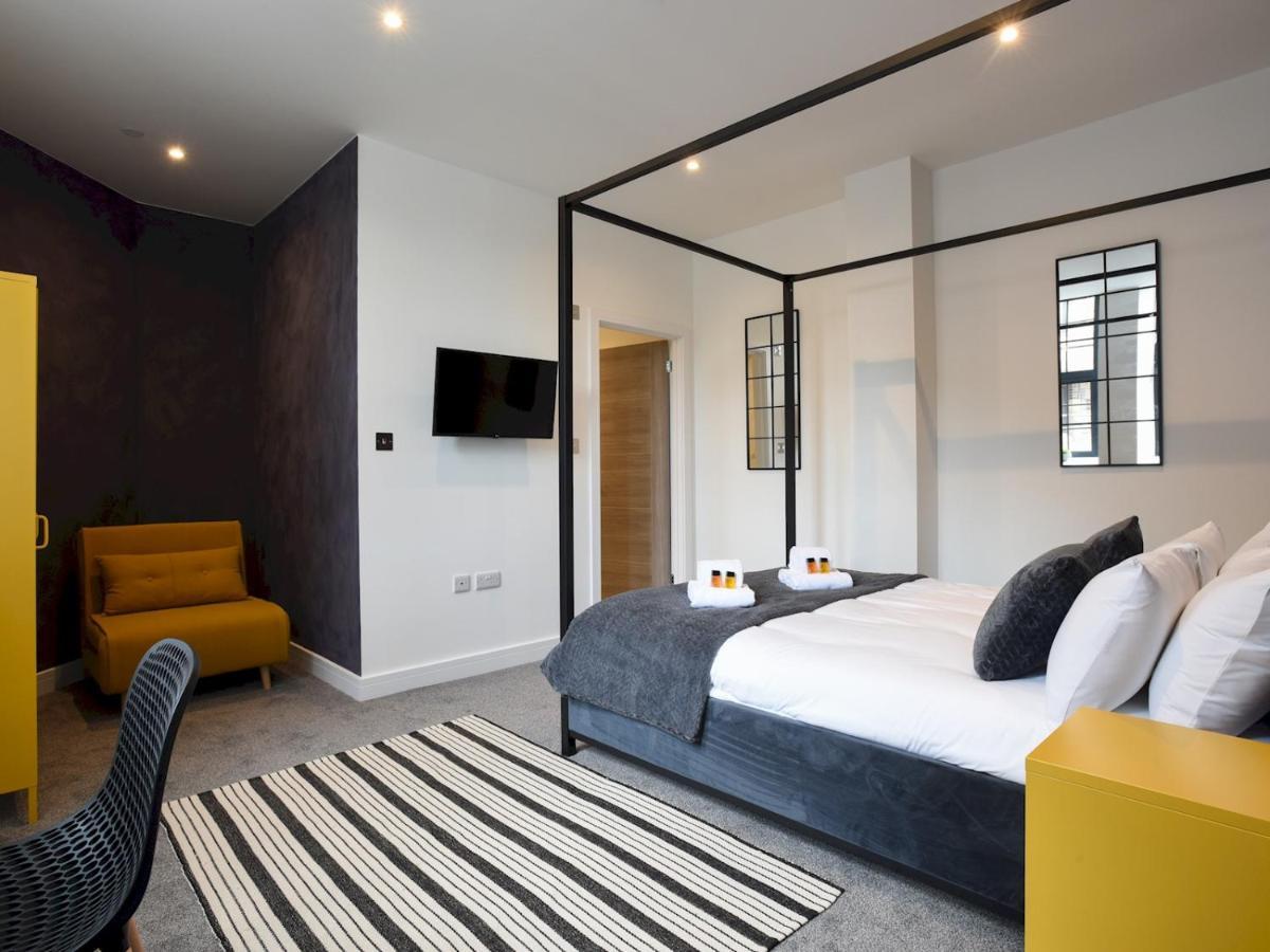 Apartment Pass The Keys Prison Conversion Brand New 2 Bathrooms And Parking