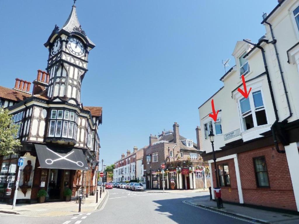 The Clock Tower Apartment: Modern 2-bed With Free Parking In Southsea Apartment *