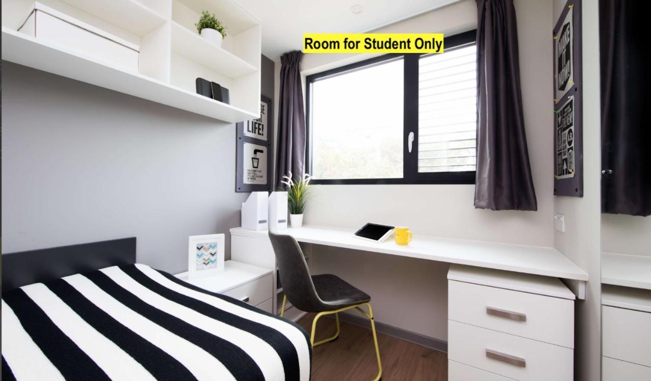 Ensuite Rooms For Students Only, Portsmouth -Sk Hostel
