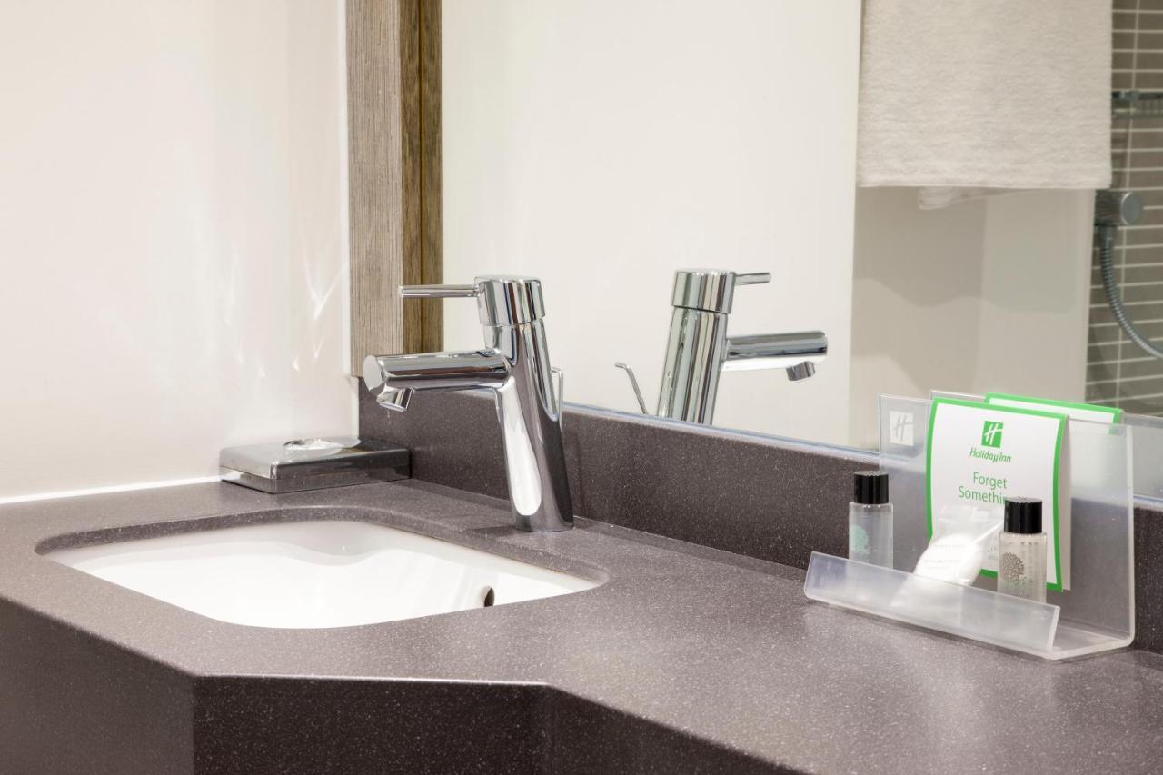 Express Gunwharf Quays By Ihg Hotel Portsmouth