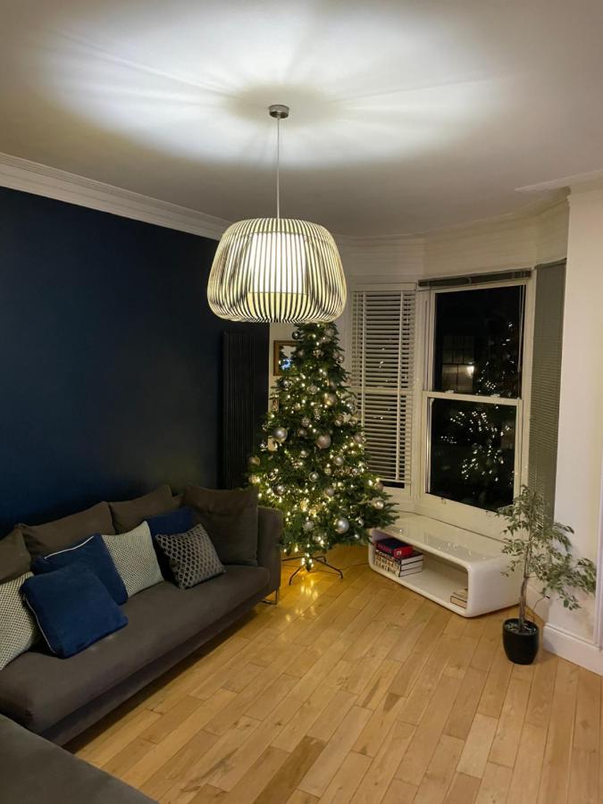 The Clock Tower Apartment: Modern 2-bed With Free Parking In Southsea * Portsmouth