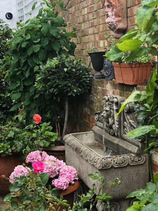 Luxury 2 Bed Georgian Townhouse, Old *