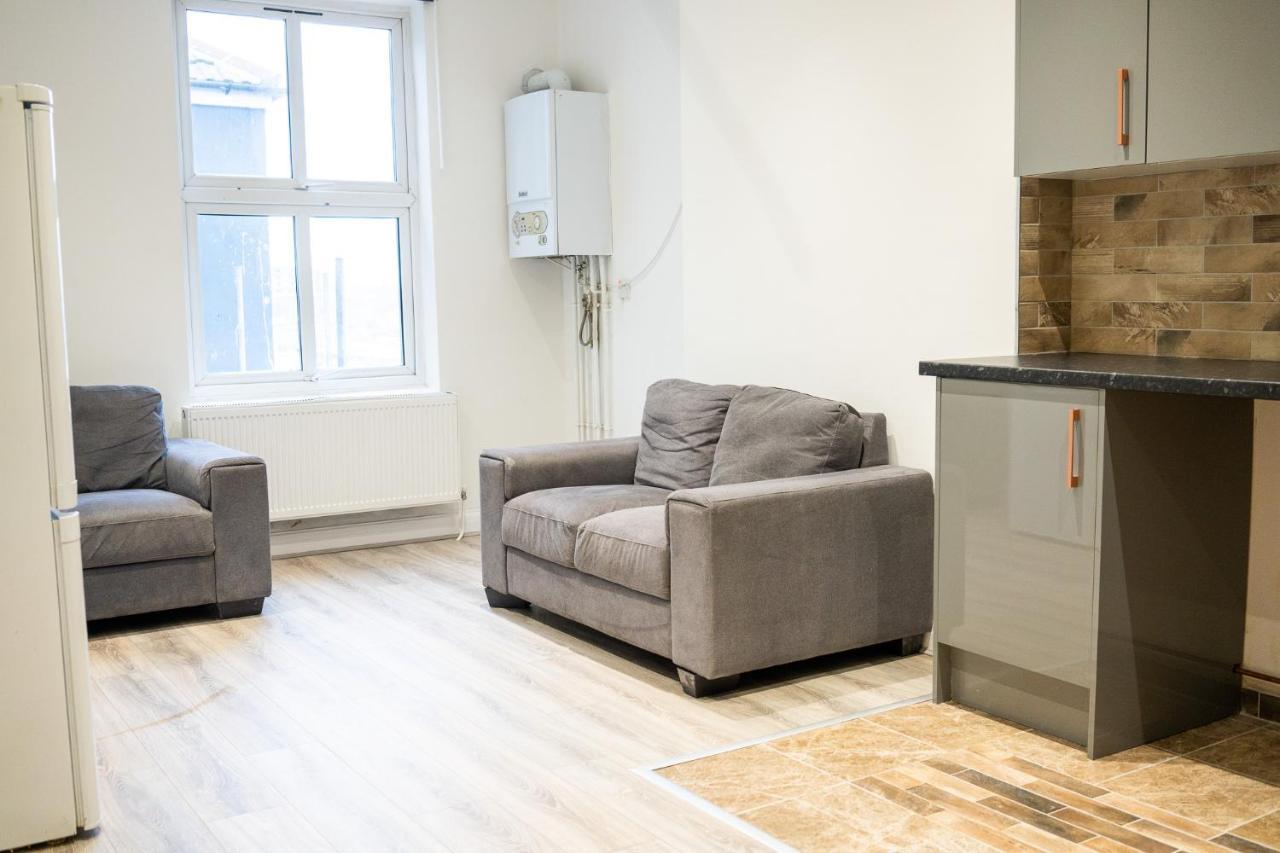 4 Bed, 3 Bath In Centre Portsmouth