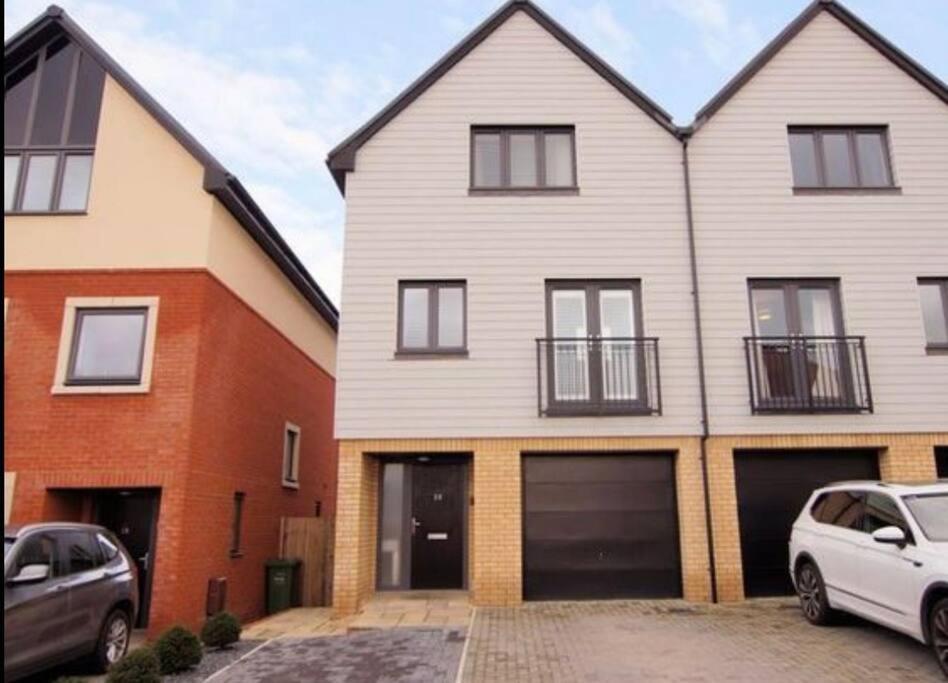 Solent Heights•sea View•hot Tub *