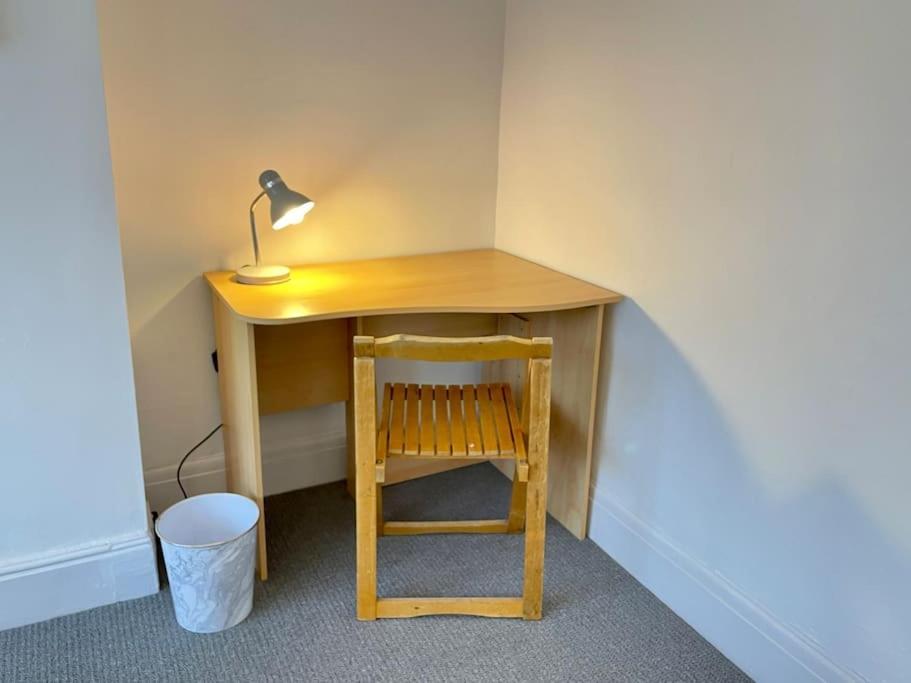 3 Bedroom Getaway, Sleeps 6 Apartment *