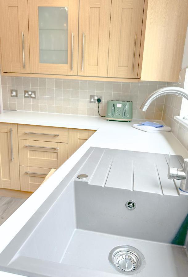 Little Sage House Newly Refurbished With Garden - Hot Tub - Sleeps 6 * Portsmouth