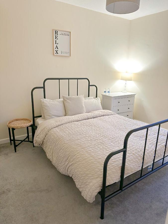 Little Sage House Newly Refurbished With Garden - Hot Tub - Sleeps 6 Portsmouth