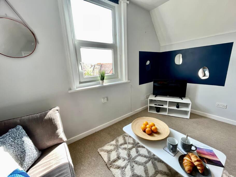 Serenity In Southsea Apartment