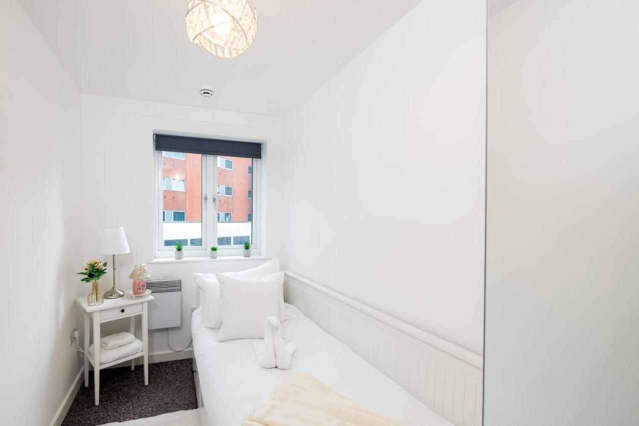 Gunwharf Quays Two Bedroom Portsmouth