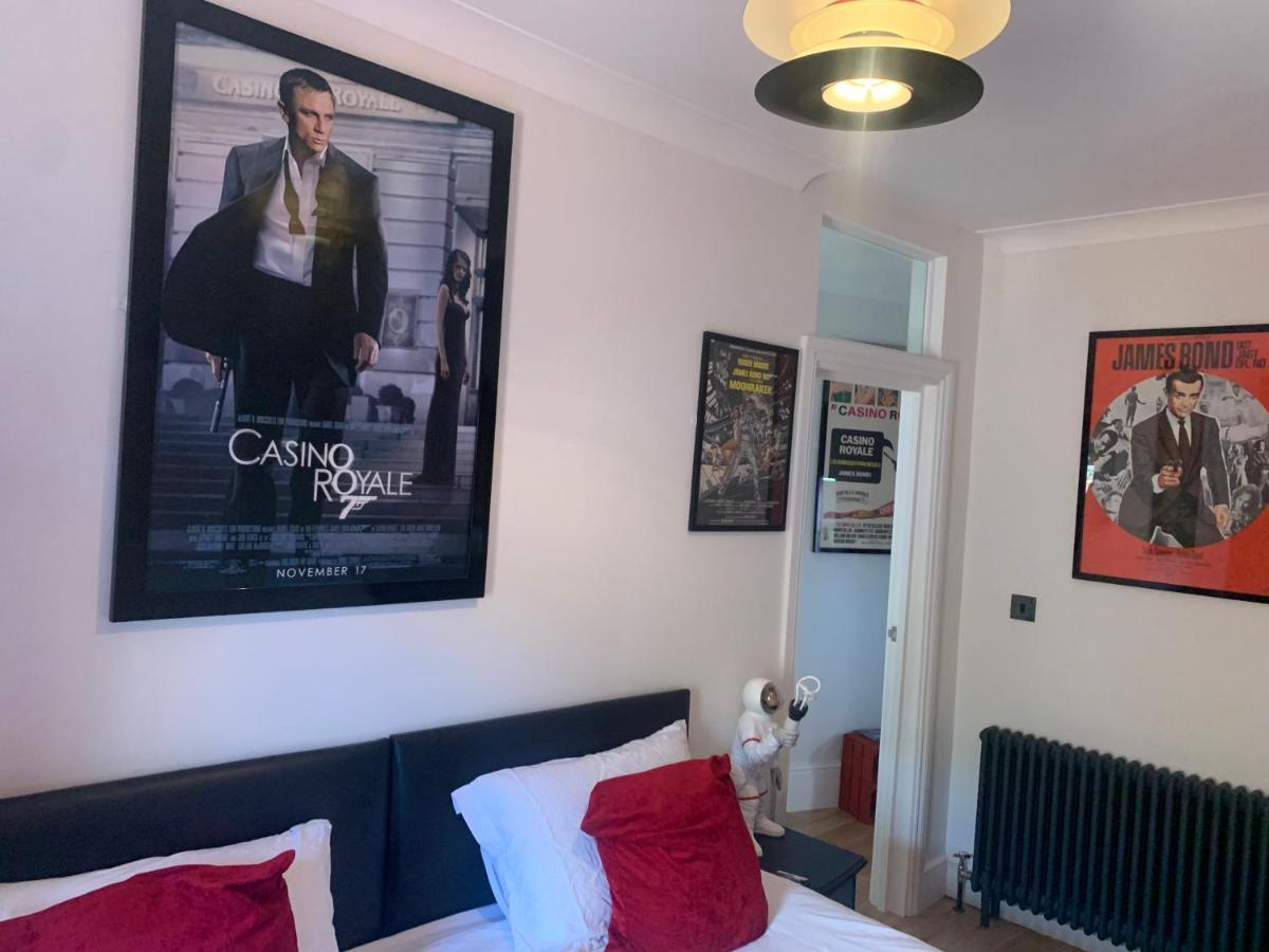 Southsea Royale Bond 3 Bed Cool Penthouse, Seafront Parking Portsmouth