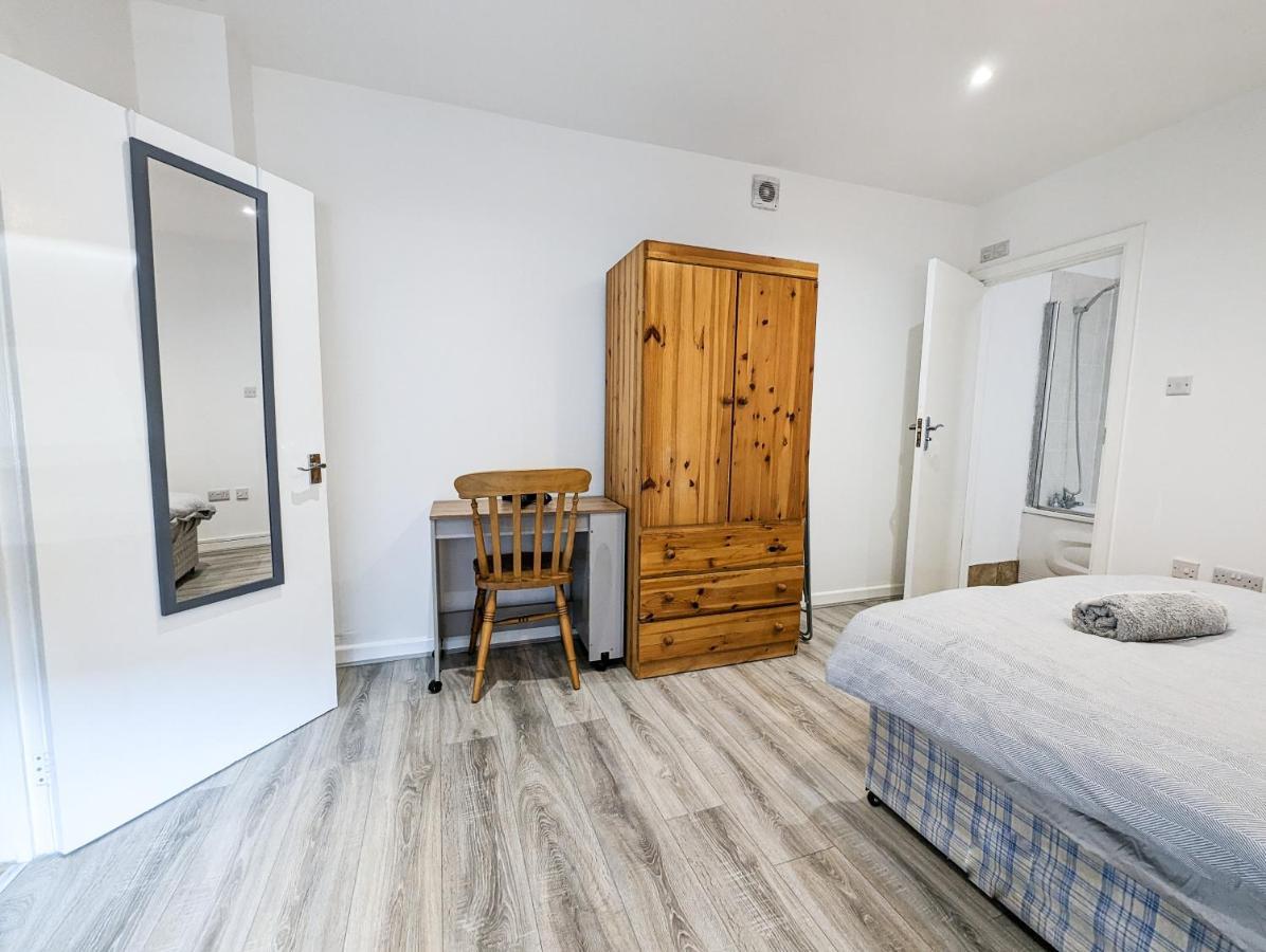 Cozy - With Private Kitchens & Bathrooms * Portsmouth