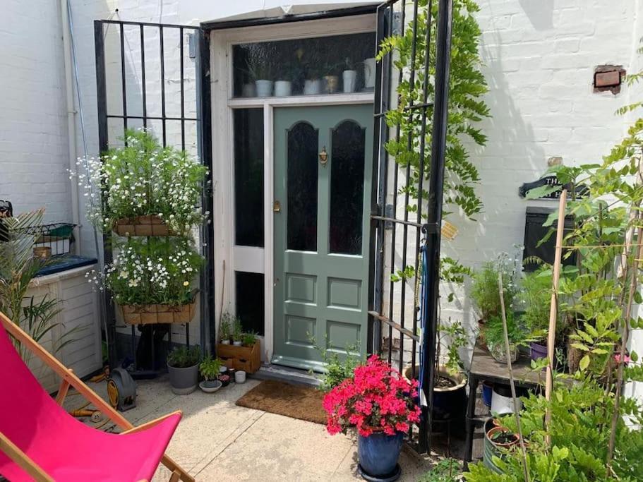 A Charming In The Heart Of Southsea Portsmouth