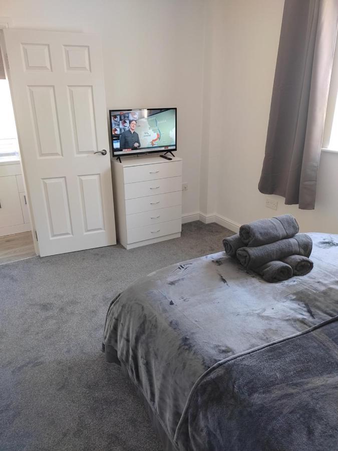 Quality Modern Southsea Garden Sleeps 4 People *