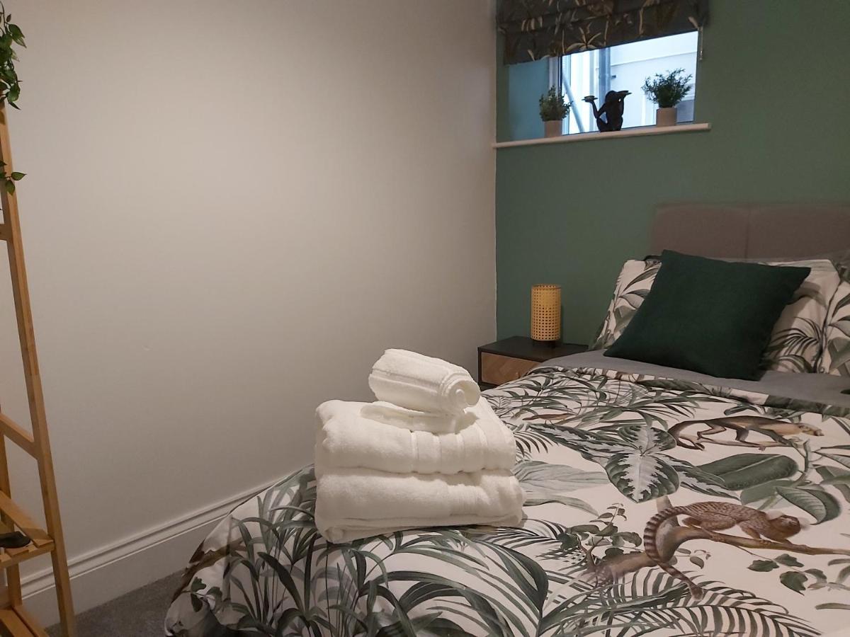 Renovated Seaside Apartment