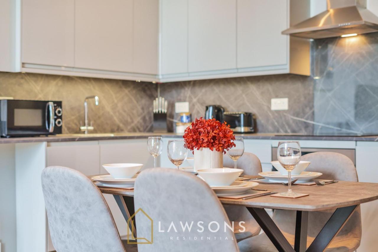 Executive Living By Lawsons 3 Bed, 3 Bath *