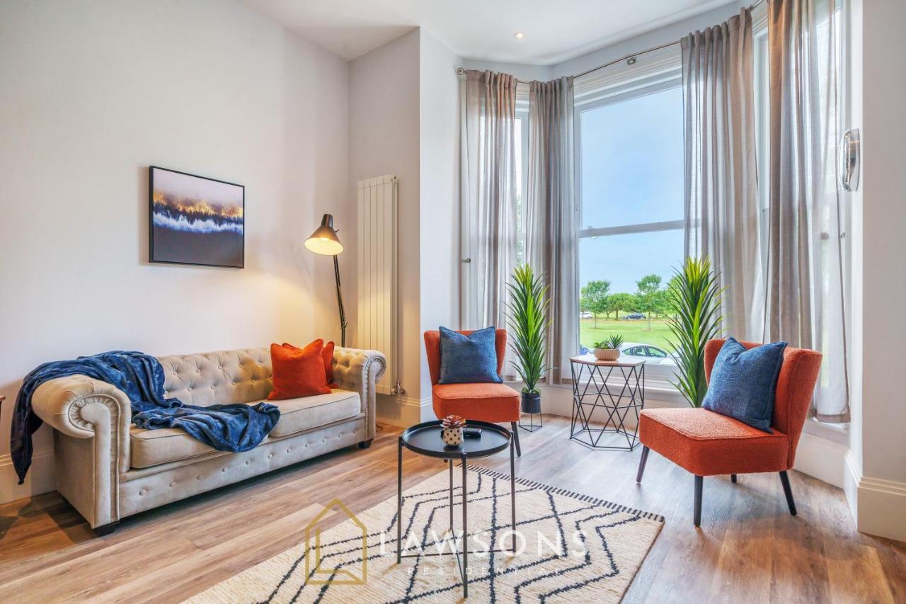 Executive Living By Lawsons 3 Bed, 3 Bath * Portsmouth