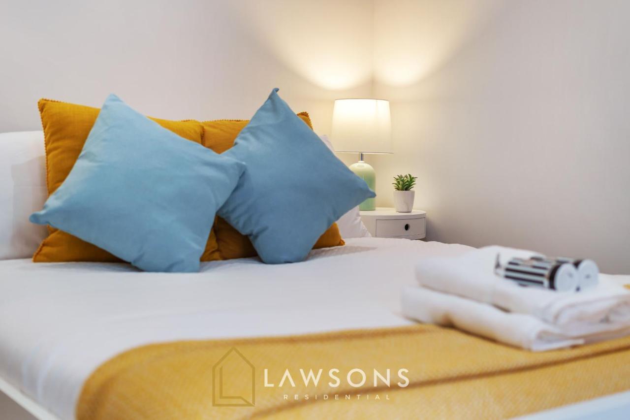 Executive Living By Lawsons 3 Bed, 3 Bath Apartment