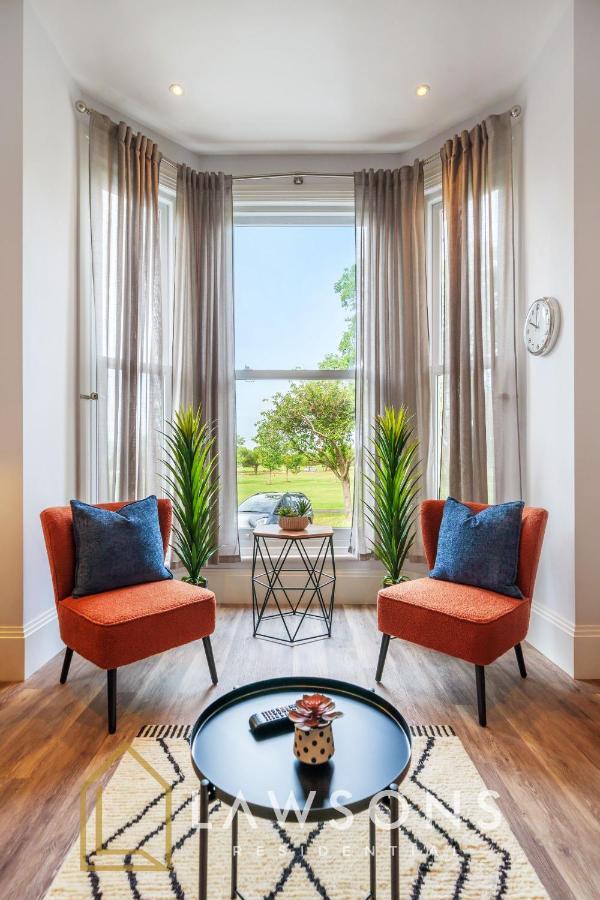Executive Living By Lawsons 3 Bed, 3 Bath Apartment
