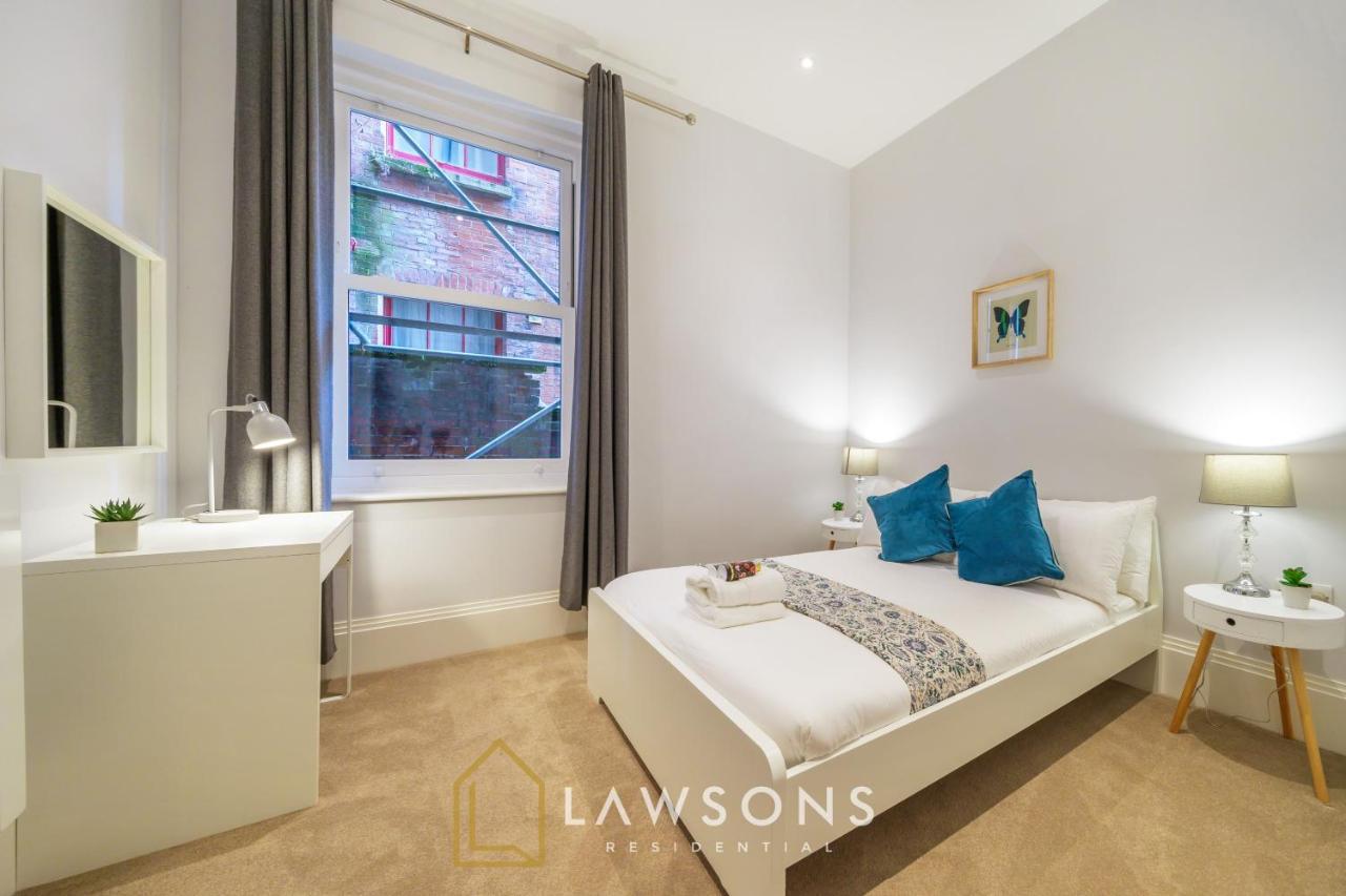 Executive Living By Lawsons 3 Bed, 3 Bath Apartment Portsmouth